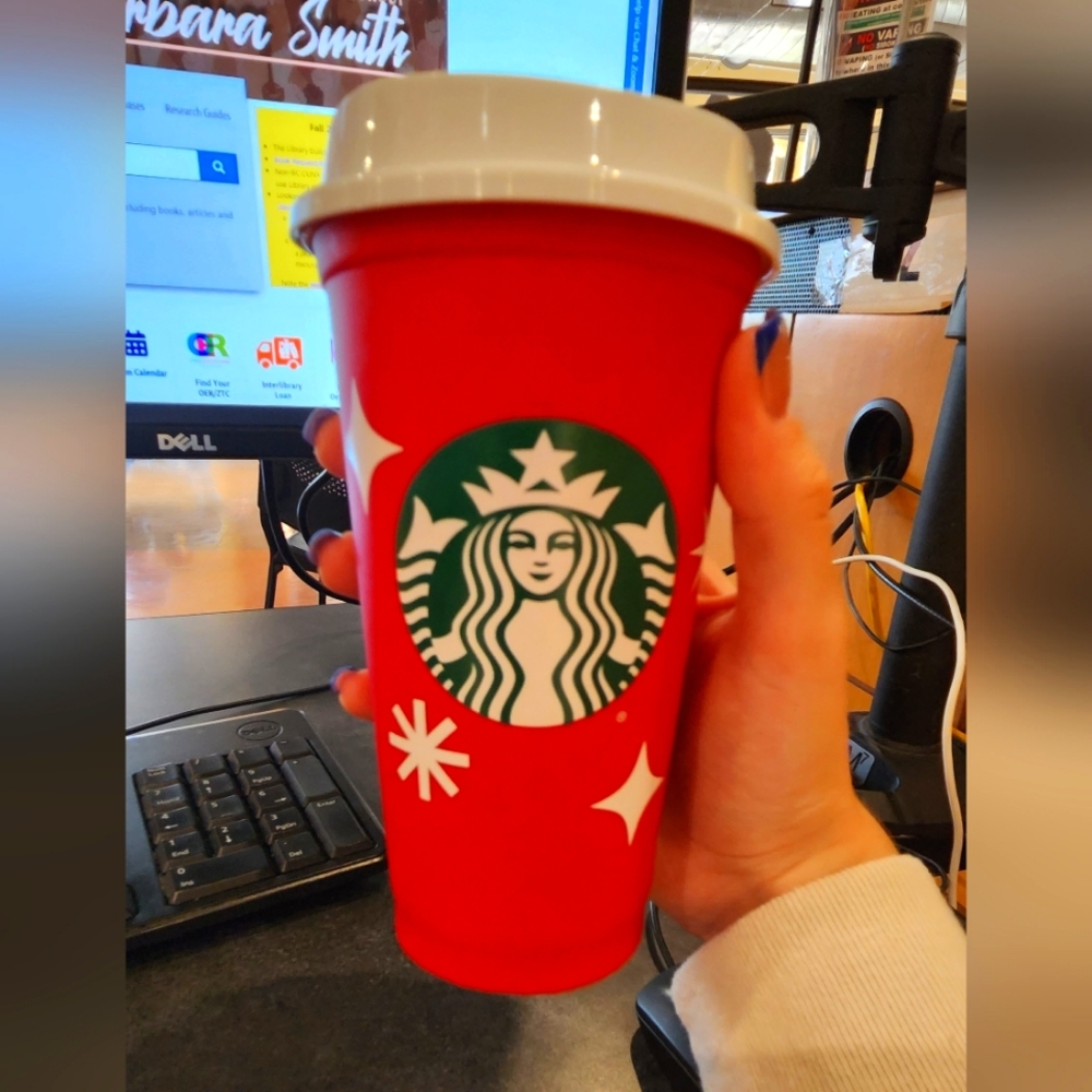 Starbucks 2022 Holiday cup
